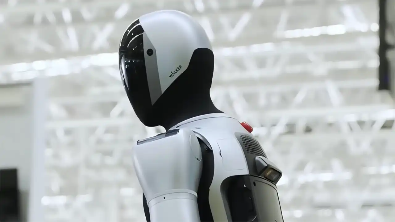 ဘက်ထရီ ကိုယ်တိုင်လဲနိုင်တဲ့ စက်ရုပ်တွေ ပေါ်လာပြီ